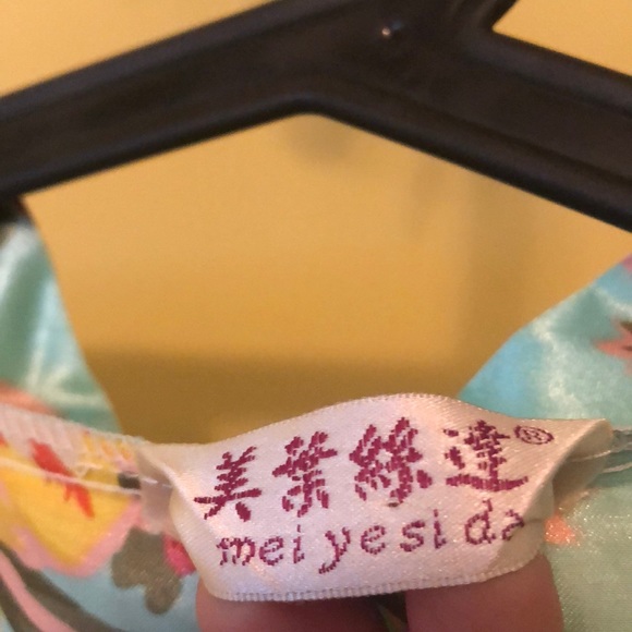 Silly robe - Picture 2 of 2